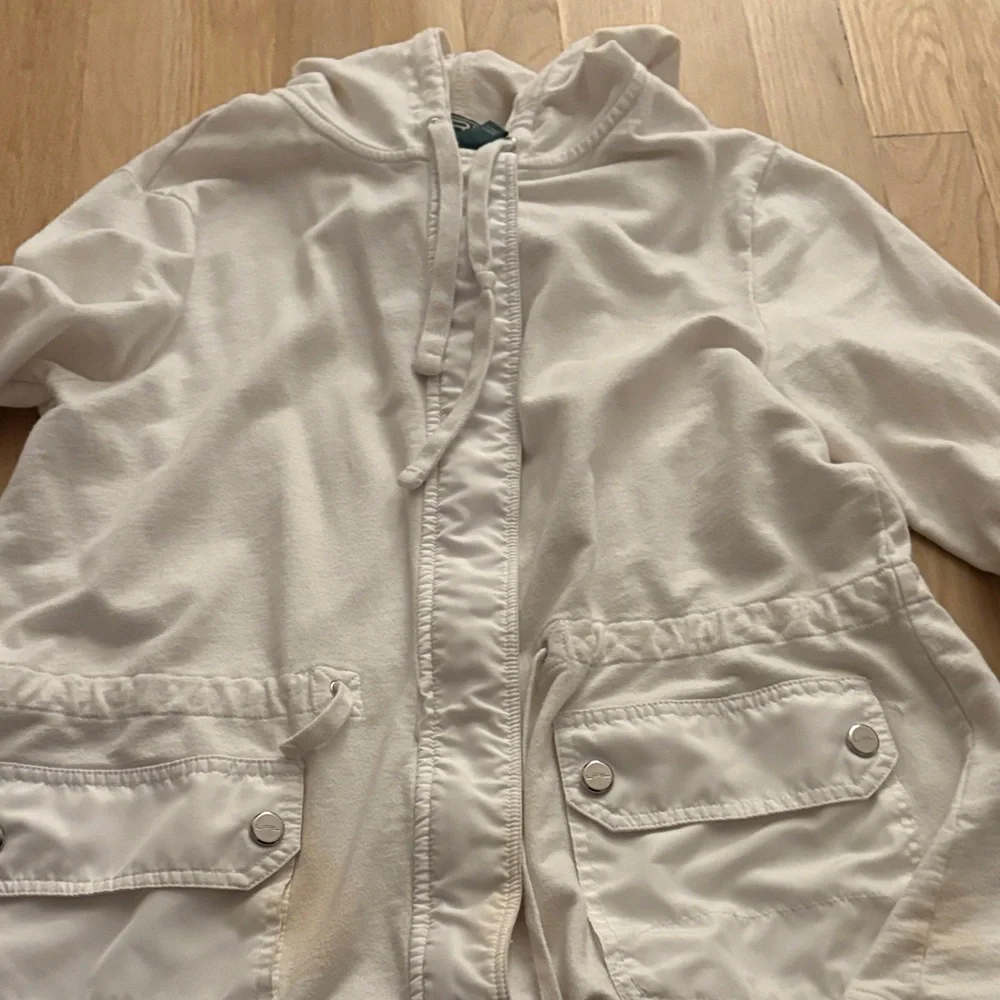 White Jacket - Picture 4 of 5